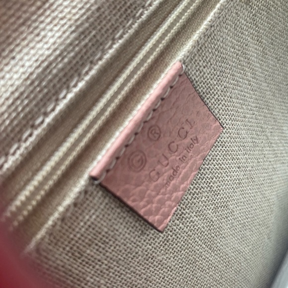 🚨Dollar Calfskin Interlock G Top Handle ShoulderBag🚨 - Picture 10 of 14